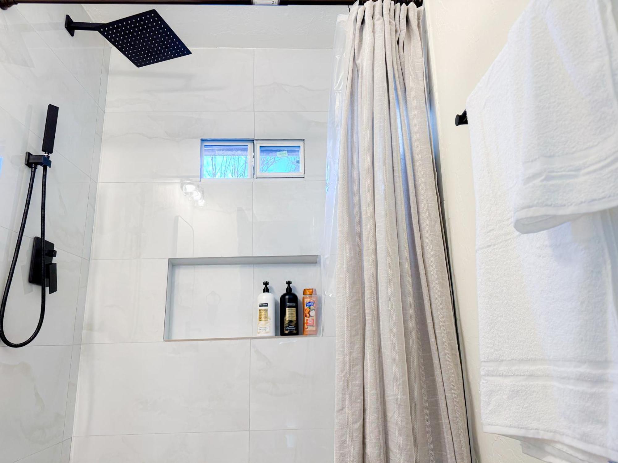 Chic 2Br Retreat Near Paseo #31B Villa Oklahoma City Bagian luar foto